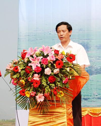 20140530063556585