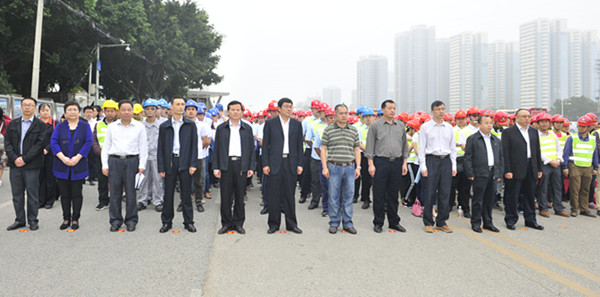 1493128435570003652.jpg 图二:开工典礼现场.jpg